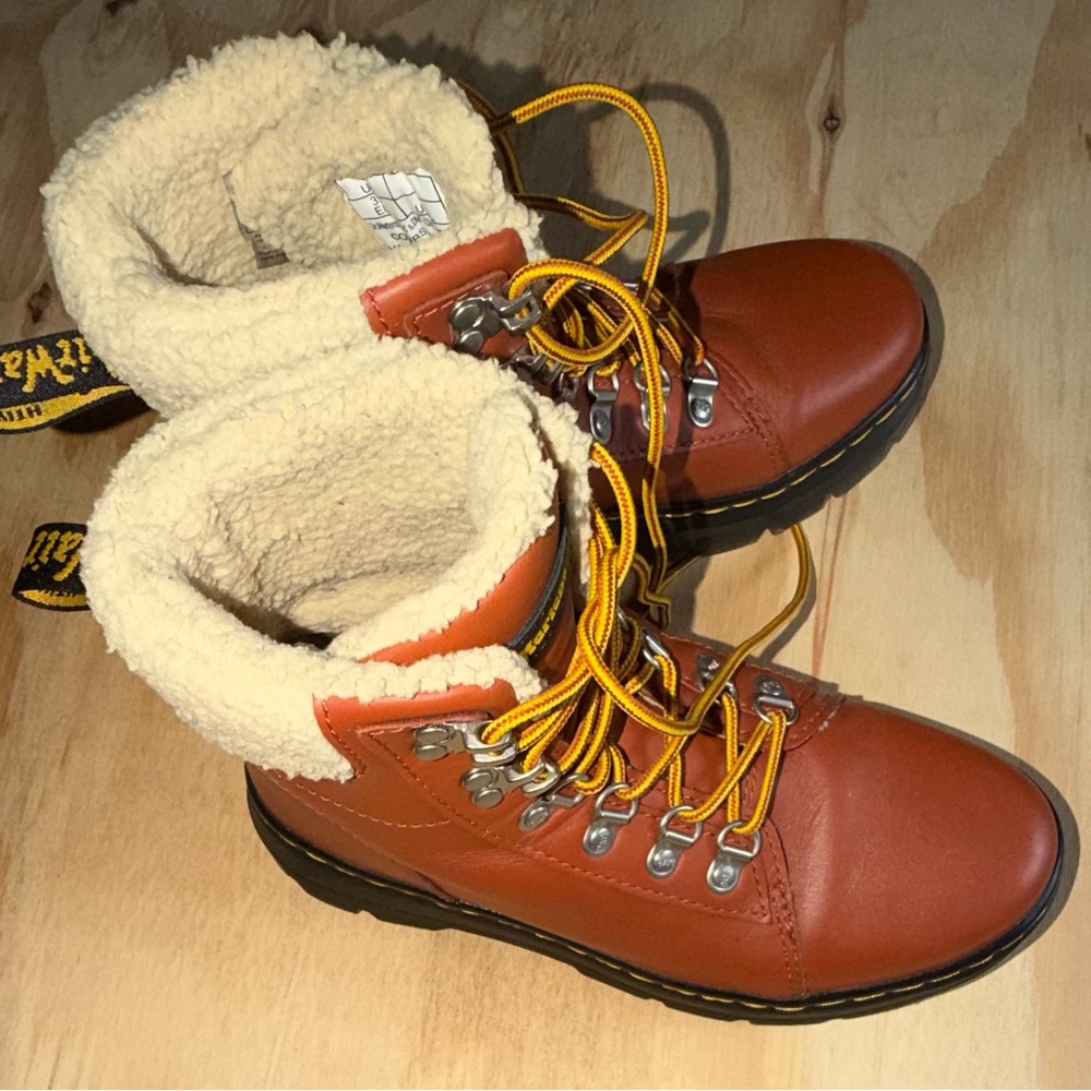 Dr. Martens Brown boots - Picture 8 of 10